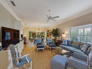 125 E Park Shores Circle 21E, Vero Beach, FL 32963