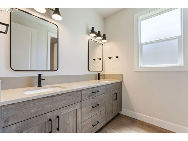 16713 Ne 38TH Ave, Vancouver, WA 98686