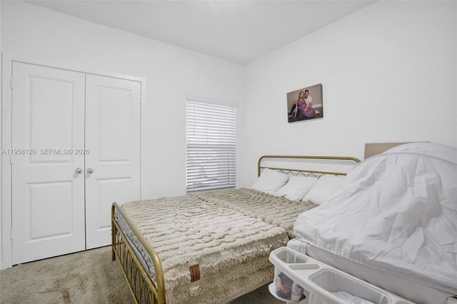 516 NE 1st Dr, Florida City, FL 33034