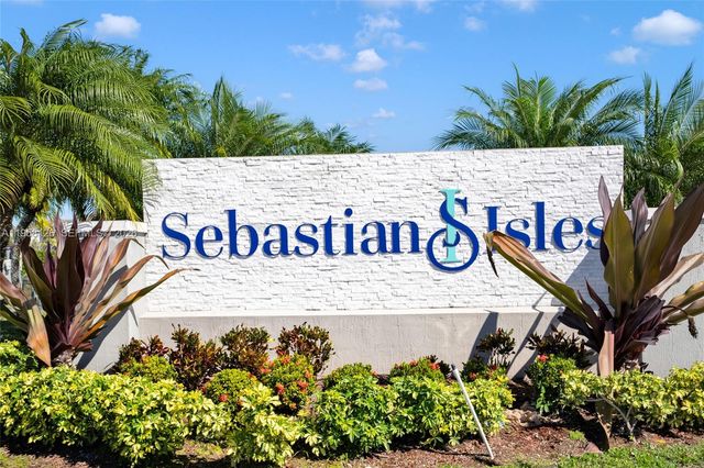 516 NE 1st Dr, Florida City, FL 33034