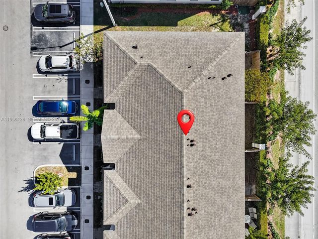 516 NE 1st Dr, Florida City, FL 33034