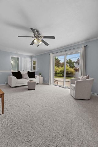 1330 N BRIARCLIFF DRIVE, Appleton, WI 54915