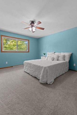 1330 N BRIARCLIFF DRIVE, Appleton, WI 54915