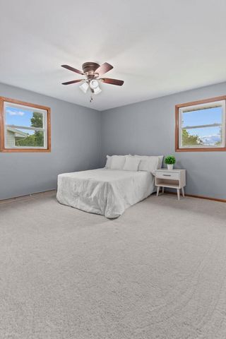 1330 N BRIARCLIFF DRIVE, Appleton, WI 54915