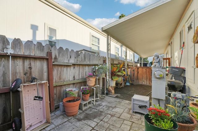 930 Rosedale Avenue 64, Capitola, CA 95010