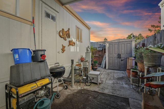 930 Rosedale Avenue 64, Capitola, CA 95010