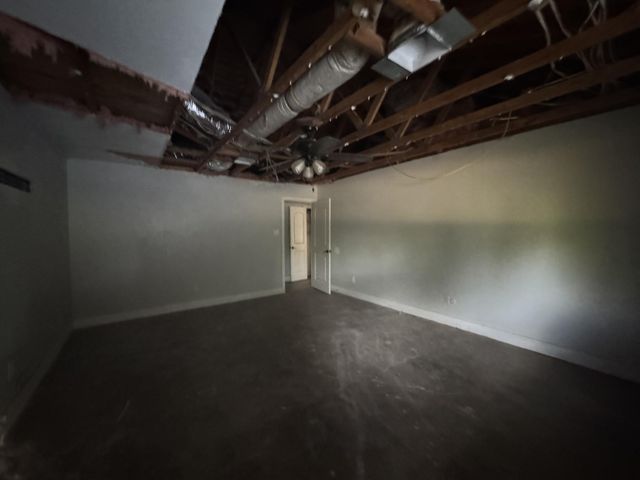 1516 E McLennan Ave, Mart, TX 76664