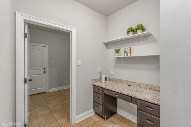 214 Apalachee Way, Bossier City, LA 71111