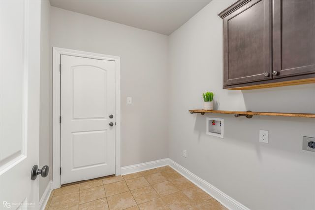 214 Apalachee Way, Bossier City, LA 71111