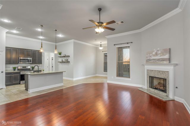 214 Apalachee Way, Bossier City, LA 71111