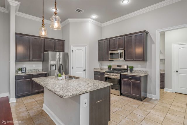 214 Apalachee Way, Bossier City, LA 71111