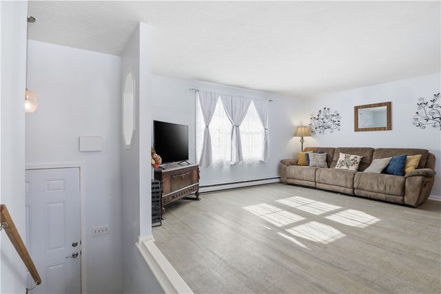 1744 Apple Hollow Lane, Hamlin, NY 14464