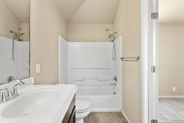 7118 Sunny Day, San Antonio, TX 78240