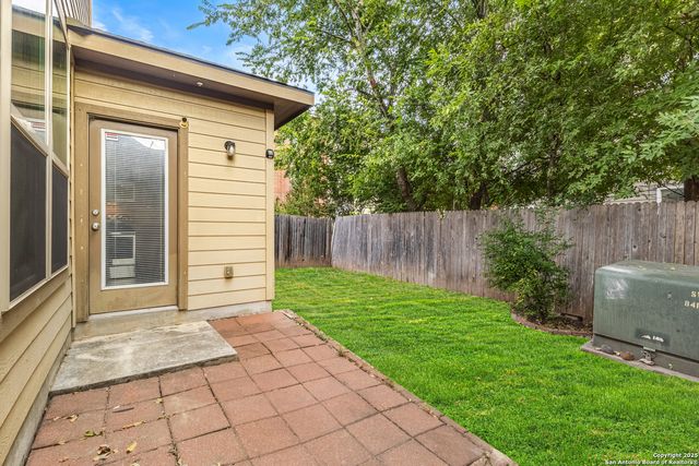 7118 Sunny Day, San Antonio, TX 78240