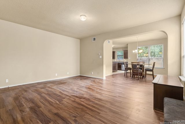 7118 Sunny Day, San Antonio, TX 78240