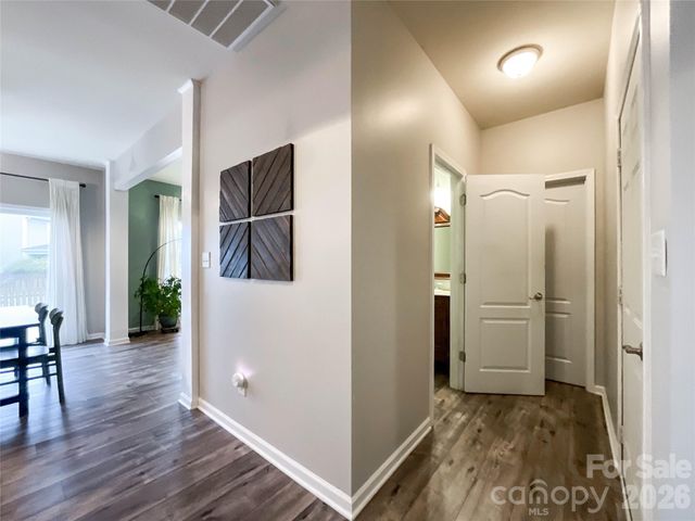 2005 Blue Iris Drive, Matthews, NC 28104