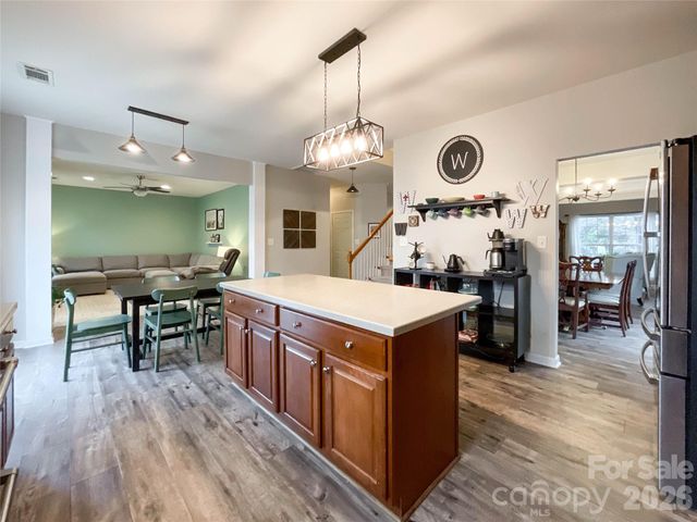 2005 Blue Iris Drive, Matthews, NC 28104