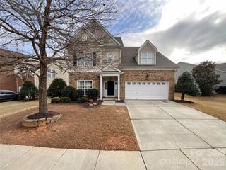 2005 Blue Iris Drive, Matthews, NC 28104