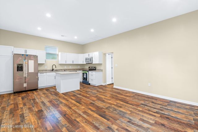 2403 Bank St, Louisville, KY 40212