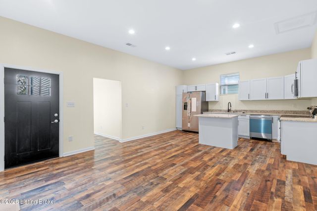 2403 Bank St, Louisville, KY 40212