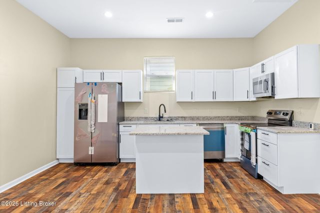 2403 Bank St, Louisville, KY 40212