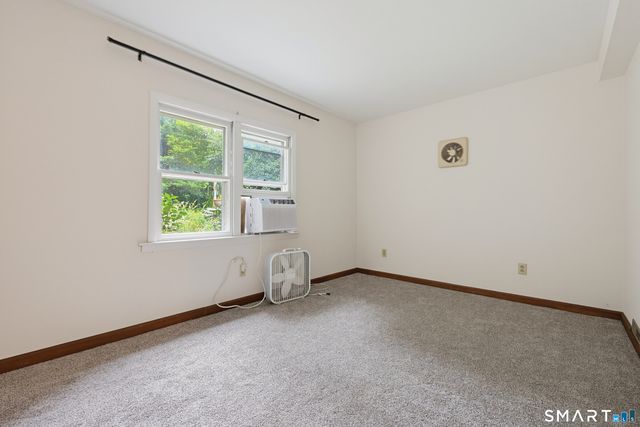 11 Strnad Road, Lisbon, CT 06351