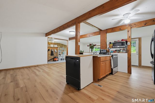 11 Strnad Road, Lisbon, CT 06351