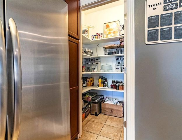 977 SE 380 Road, Knob Noster, MO 65336