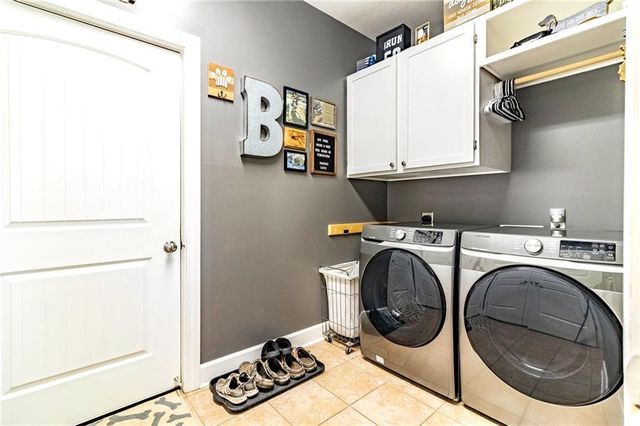 977 SE 380 Road, Knob Noster, MO 65336