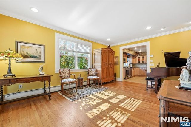 76 Summit, Hackensack, NJ 07601
