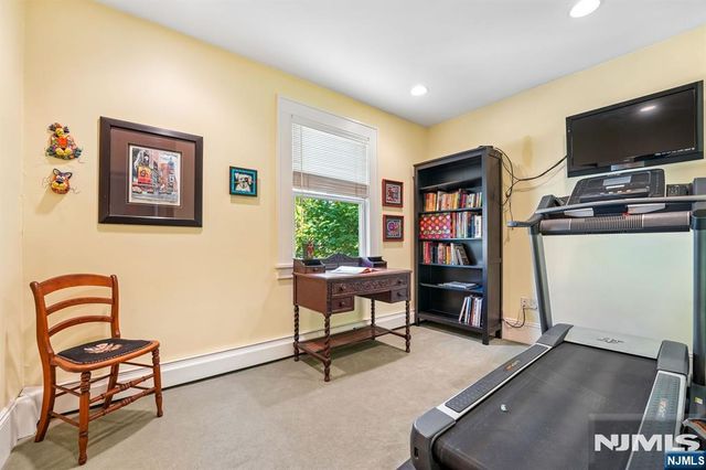 76 Summit, Hackensack, NJ 07601
