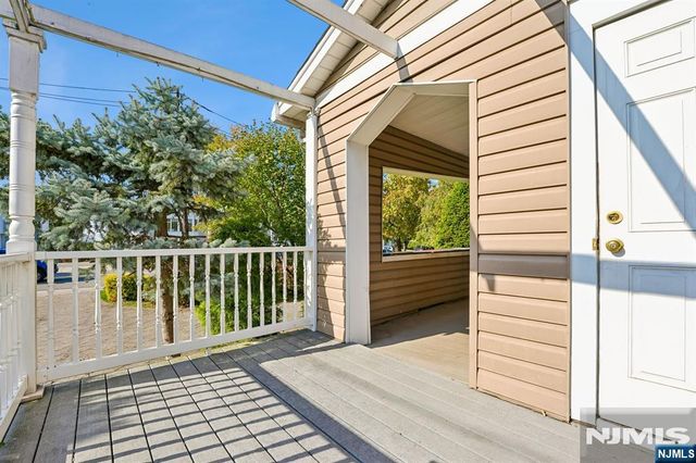 76 Summit, Hackensack, NJ 07601