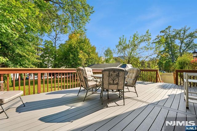 76 Summit, Hackensack, NJ 07601