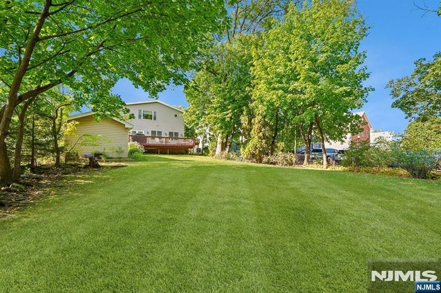 76 Summit, Hackensack, NJ 07601