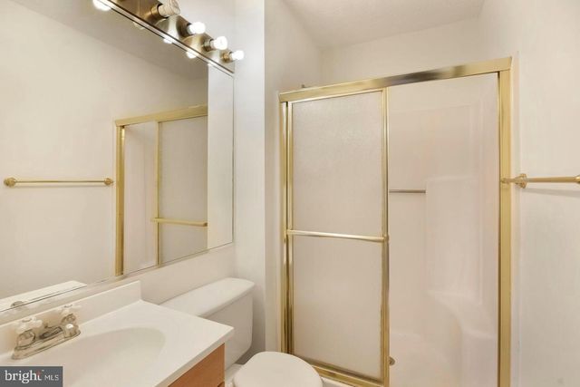 13417 ELEVATION LN, Herndon, VA 20171