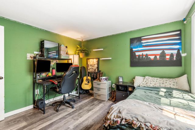 96 Clark Hill Road, New Boston, NH 03070