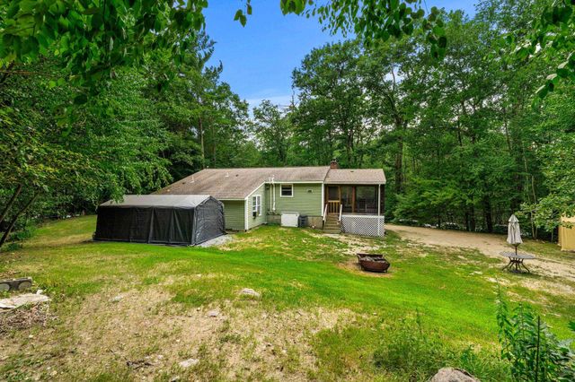96 Clark Hill Road, New Boston, NH 03070