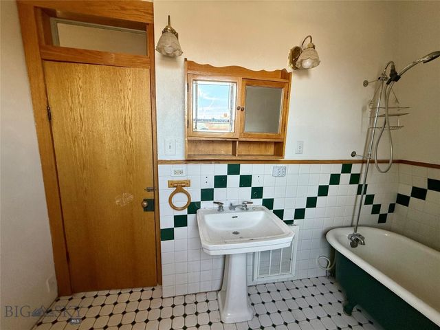 309 W Granite Street, Butte, MT 59701