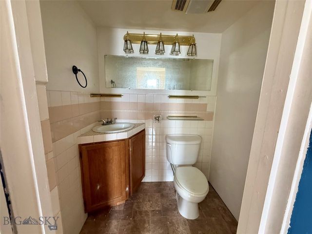 309 W Granite Street, Butte, MT 59701