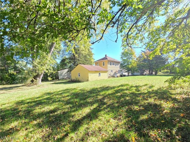 1116 Adelaide Avenue SE, Warren, OH 44484