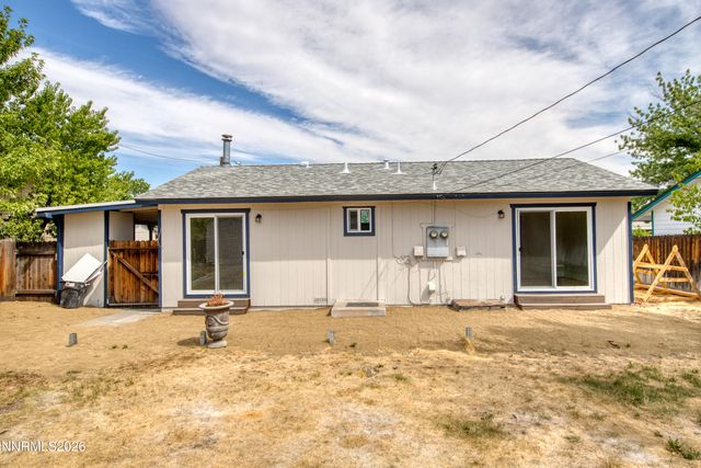 1585 Greenbrae Drive, Sparks, NV 89431