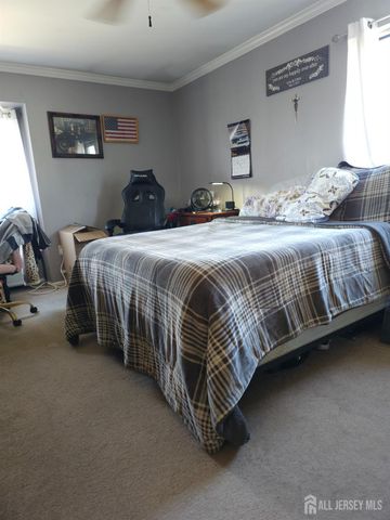 71 Eton Way, Franklin, NJ 08873