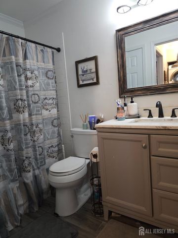 71 Eton Way, Franklin, NJ 08873