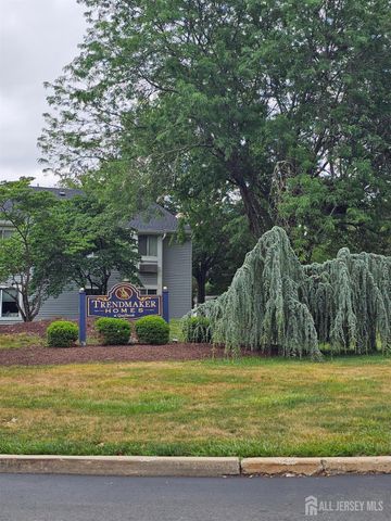 71 Eton Way, Franklin, NJ 08873