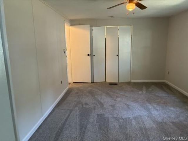 1661 Old Country Road Road 466, Riverhead, NY 11901