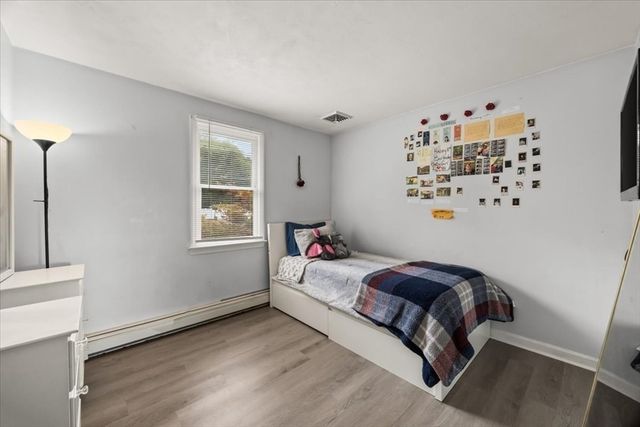 635 Dighton Ave, Taunton, MA 02780