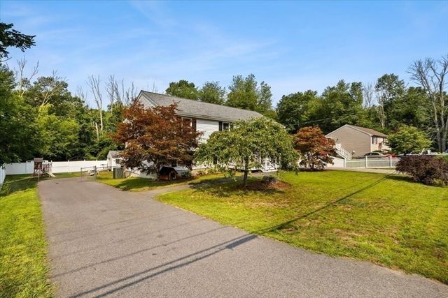 635 Dighton Ave, Taunton, MA 02780