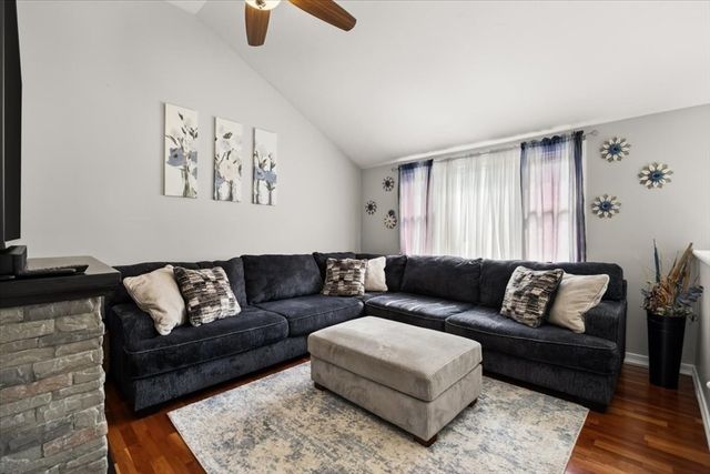 635 Dighton Ave, Taunton, MA 02780