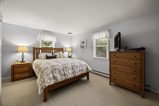 635 Dighton Ave, Taunton, MA 02780
