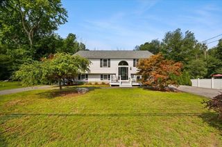 635 Dighton Ave, Taunton, MA 02780
